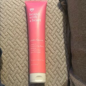 Pink Leave-In Conditioner